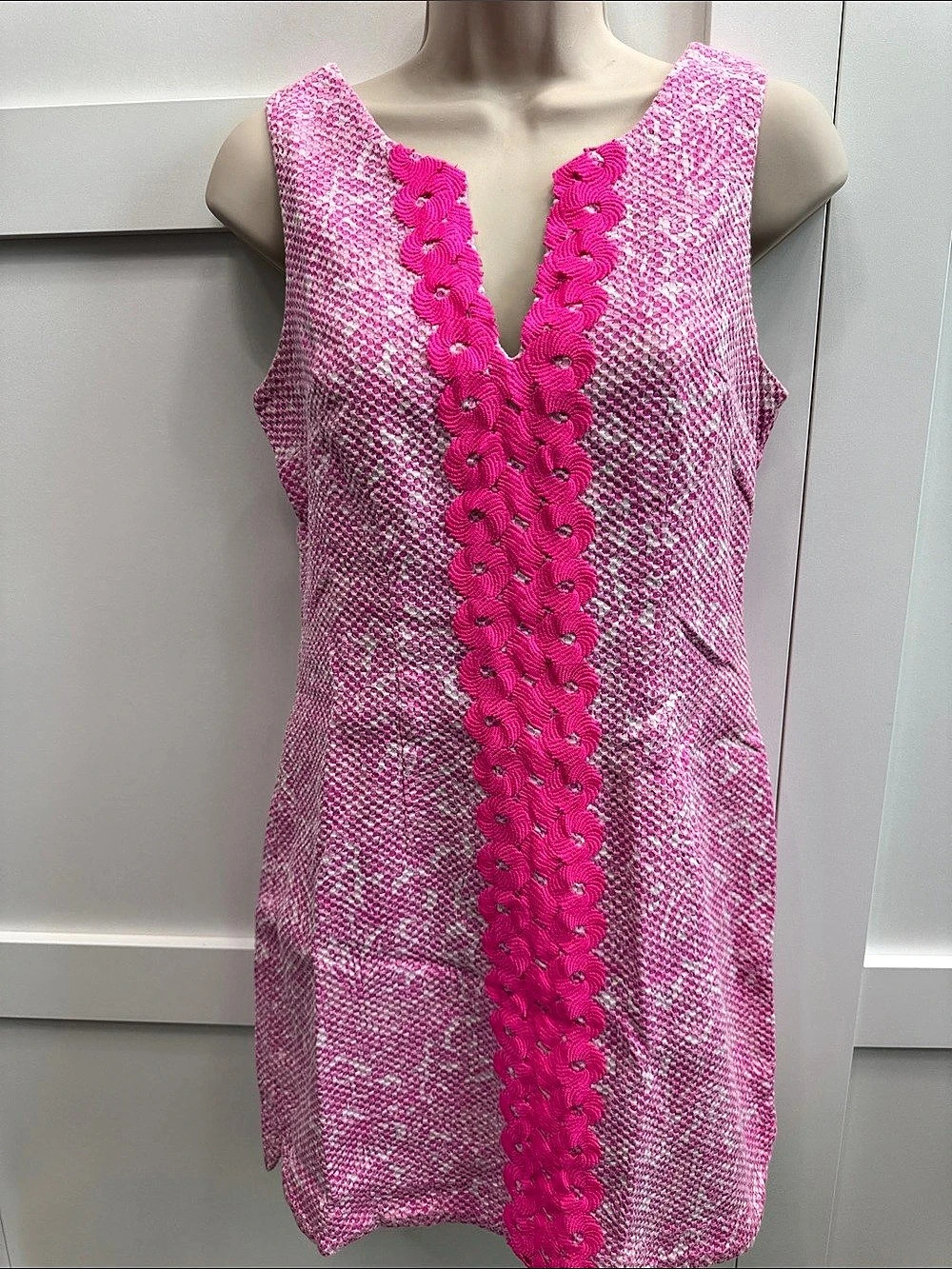 Lilly Pulitzer Sleeveless Mini Dress in Pink & White Size 6 Like New